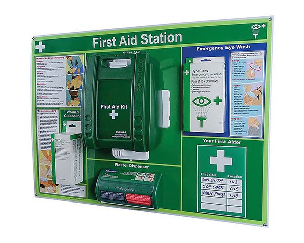 Click Medical FIRST AID STATION - MEDIUM BSI KIT